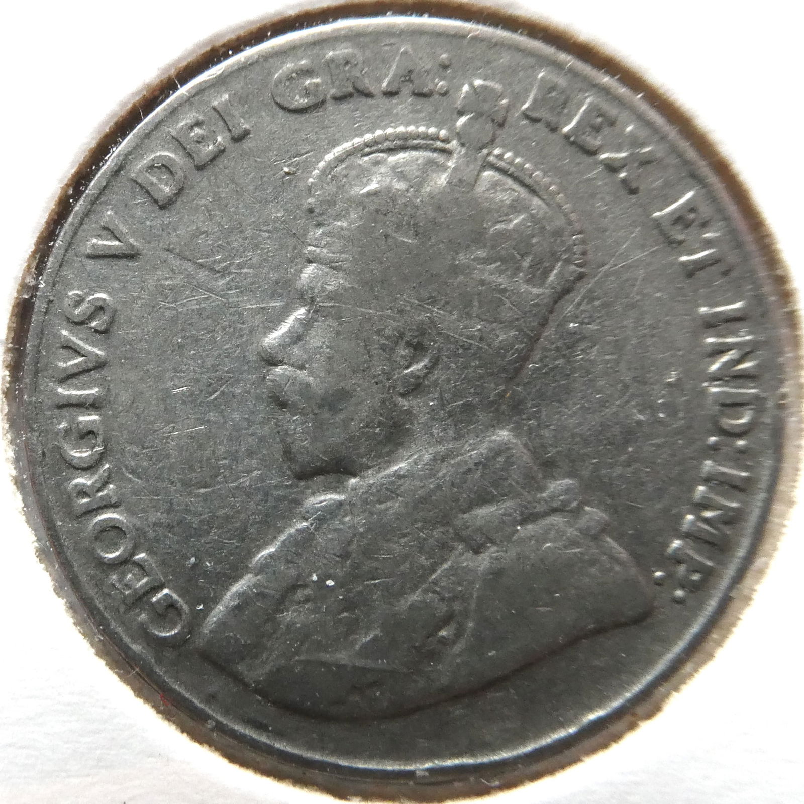 1923 Canada Five Cents Coin. (1 of 2)