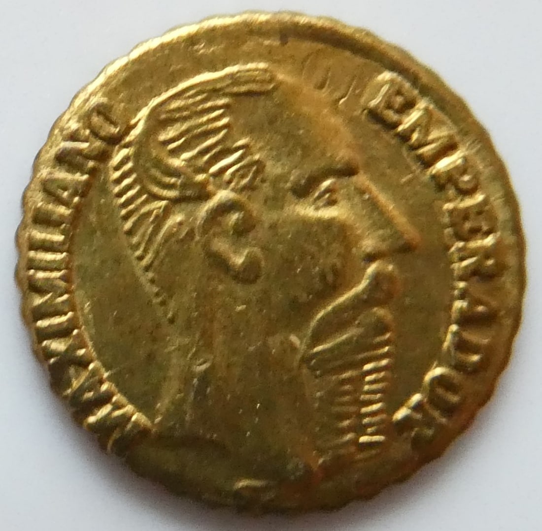 Mexico - 1 Peso 1865-B 'Maximiliano  gold coin (1 of 2)