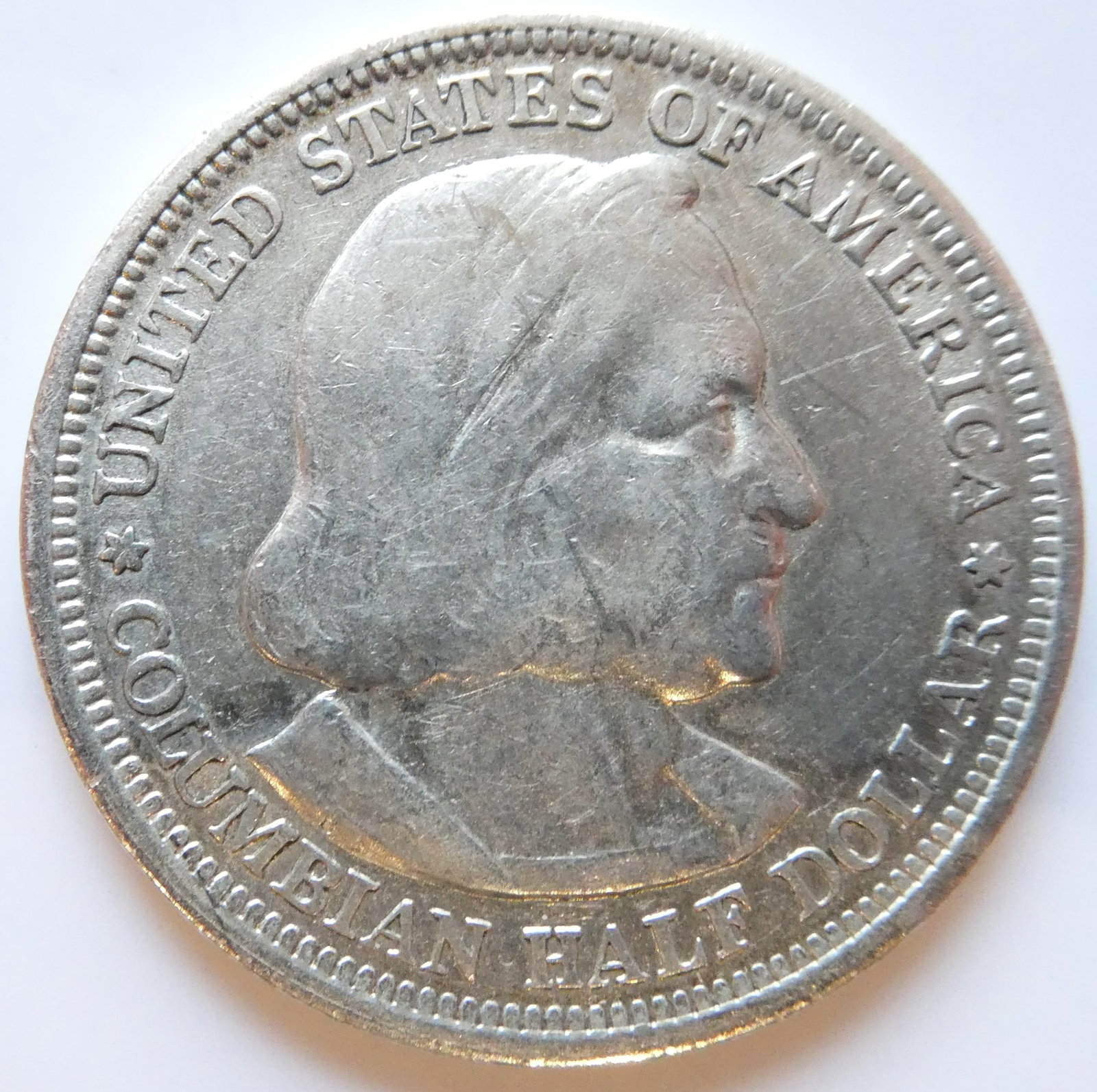 United States 1893 COLUMBIAN 50 CENTS silver coin: IssuerUnited States PeriodFederal republic (1776-date)TypeCirculating commemorative coinYears1892-1893Value½ Dollar = 50 Cents½ USD = SEK 5.51CurrencyDollar (1785-date)CompositionSilver 