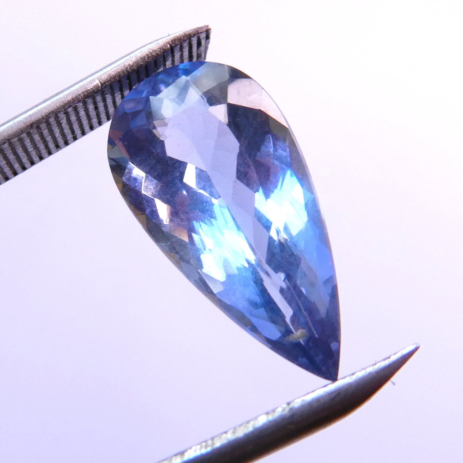 Blue Beryl - 4.13 ct: Algt Colored Stone Identification Report # 87448618IdentificationSpecies Natural BerylVariation Maxixe-type BerylDescriptionShape and cutting style Pear, mixed cutDimensions 16.97 X 8.56 X 5.65 mmCara