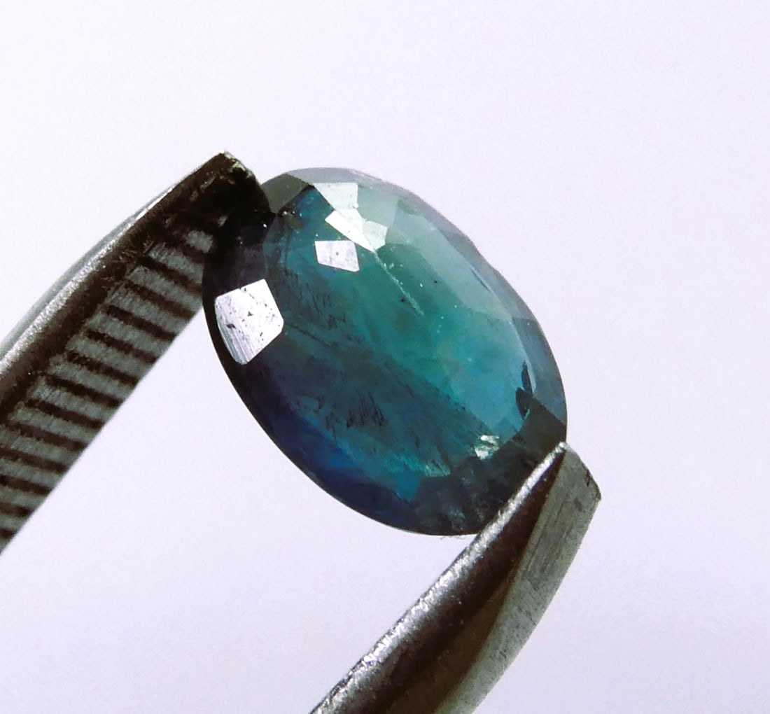 ALGT Certified Sapphire Deep Greenish blue 0,99 (1 of 9)