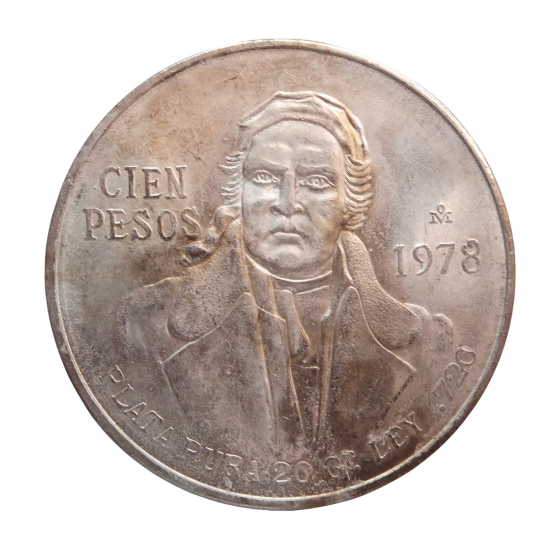 Mexico 100 Pesos 1978 Silver Coin: The 100 Pesos silver coin, minted in 1978, is a significant piece from the United Mexican States, issued during the period of 1970-1992. This coin, composed of 72% silver and 28% copper, weighs 27.77