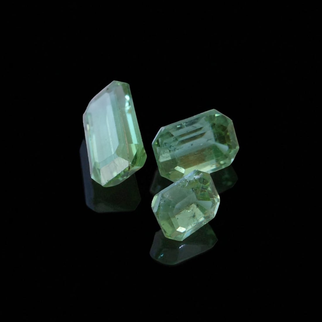 Lot of 3 Natural Green Tourmalines, Rectangular Cut, Afghanistan, 4.60 ct (1 of 9)