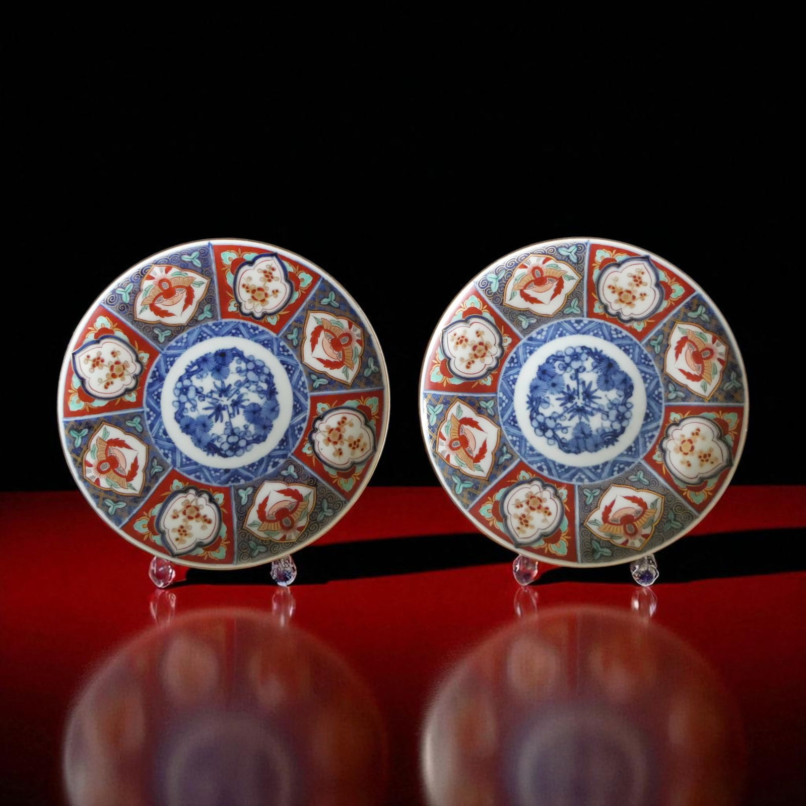 Pair of Japanese Imari Porcelain Plates, Meiji Period, ca. 1900 (1 of 5)