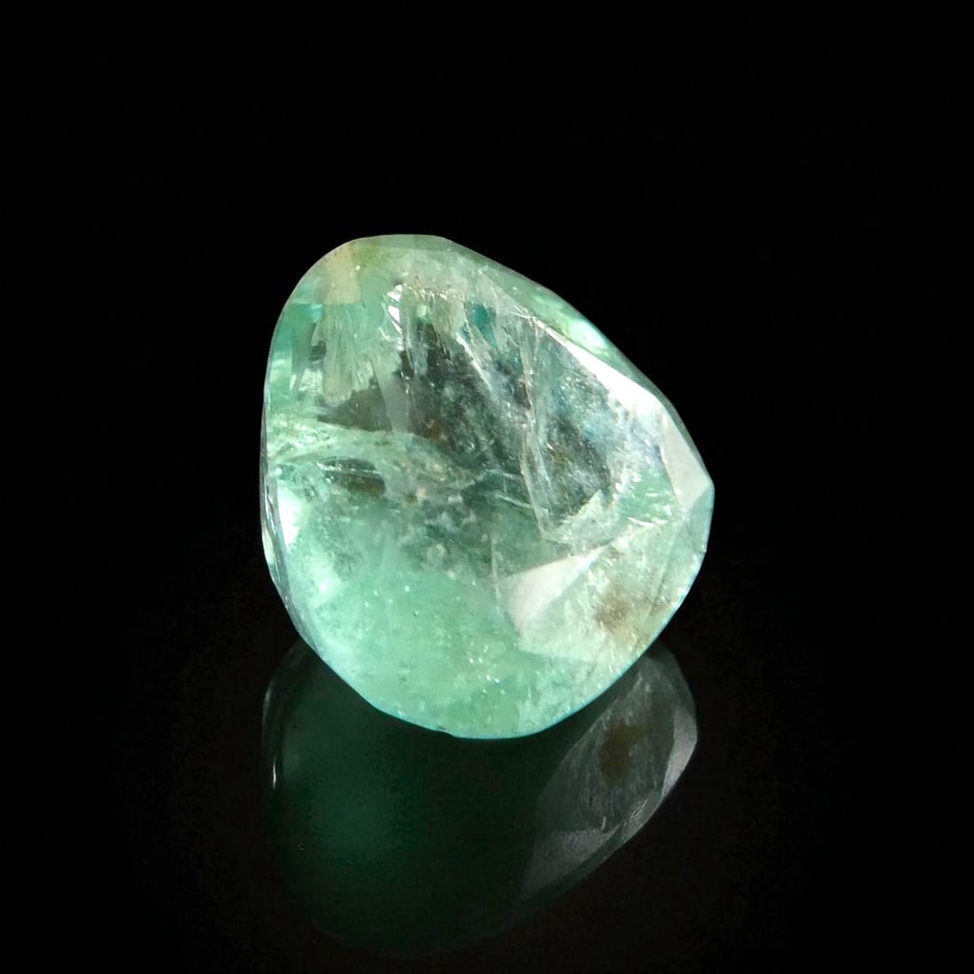 Natural Emerald 1.82 ct Pear Mixed Cut, Swat Pakistan, IGI Certified (1 of 11)