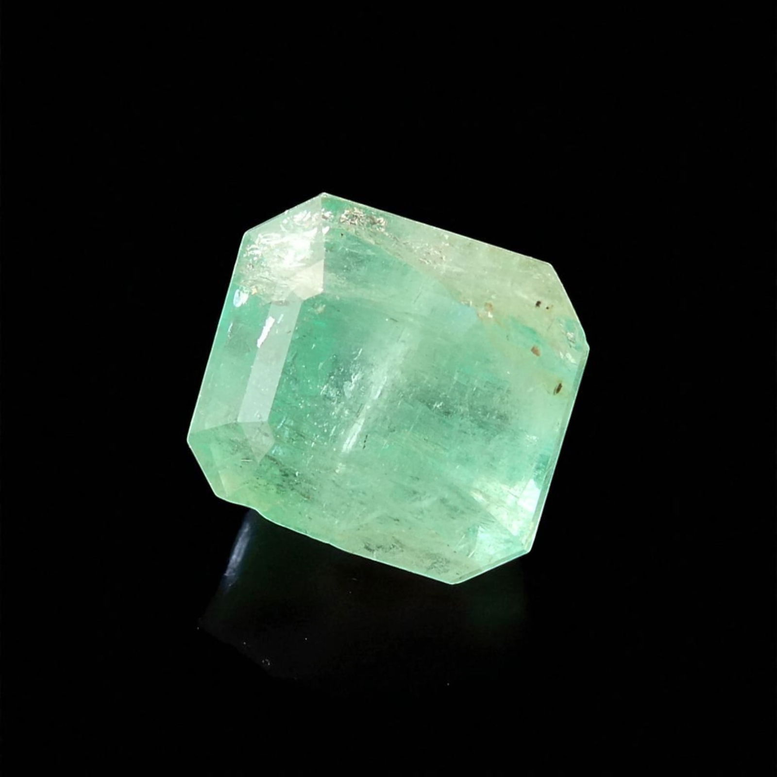 Certified Natural Emerald, 2.56 ct, Emerald Cut, Swat Pakistan, IGI Report (1 of 14)