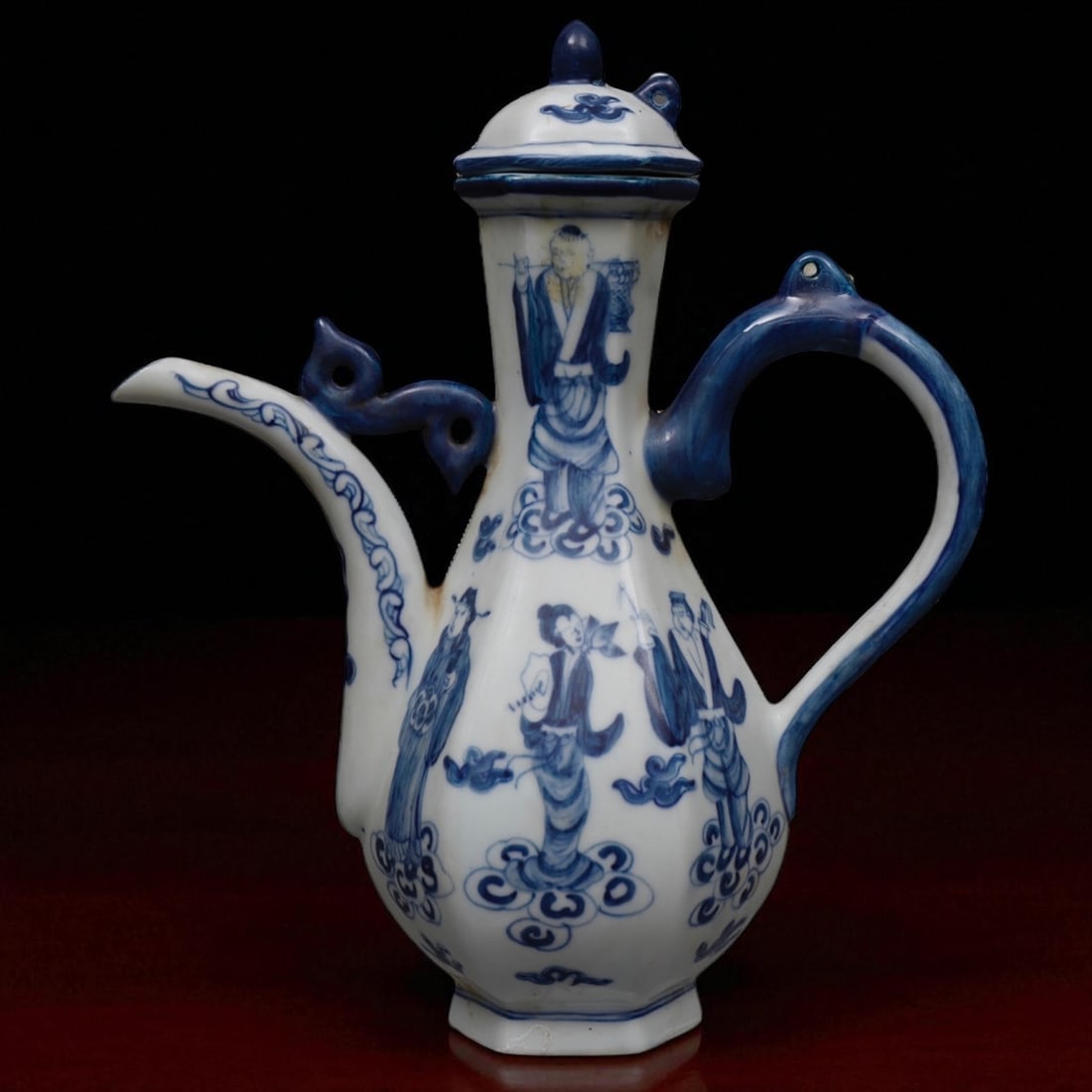 17th Century Blue and White Hexagonal Teapot, Transitional Period, Jingdezhen: This hexagonal porcelain teapot, standing at 28.0 cm in height, is a rare and exquisite example of early Qing blue and white ware from the Transitional period (circa 1635?1645), produced at the renown