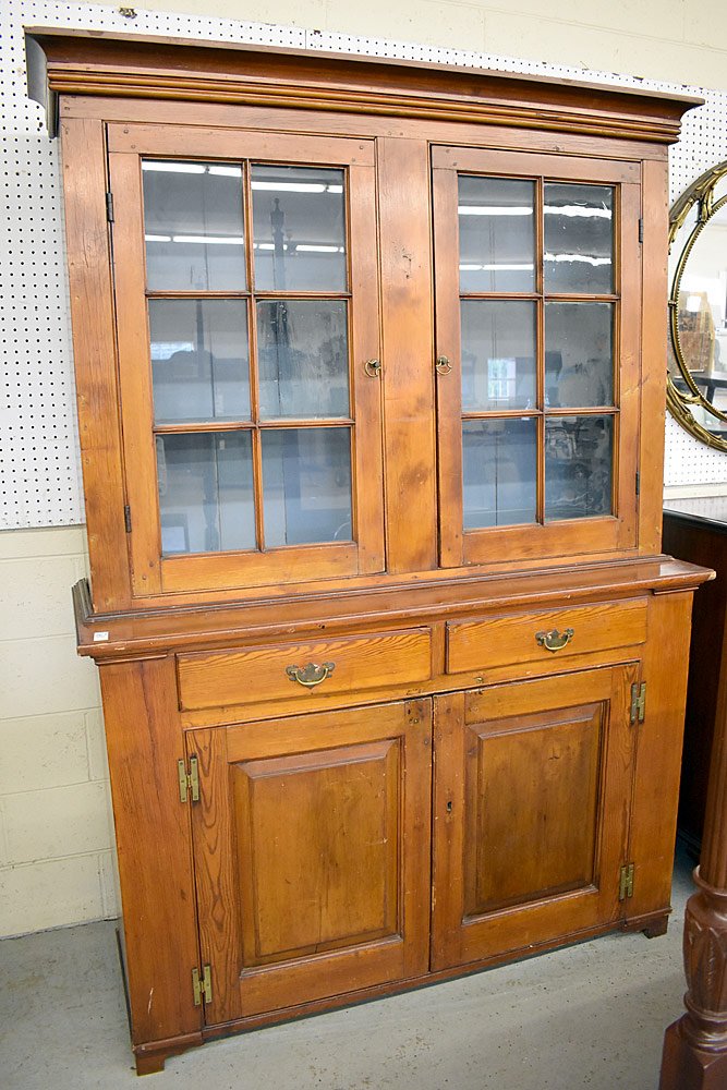 Pennsylvania Step-back Cupboard (1 of 4)