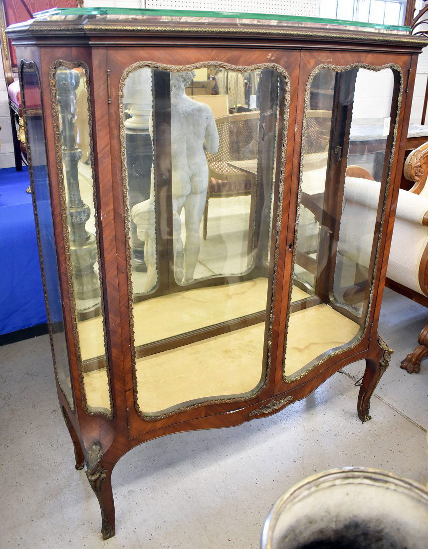 Louis XV-style Curio Cabinet (1 of 6)