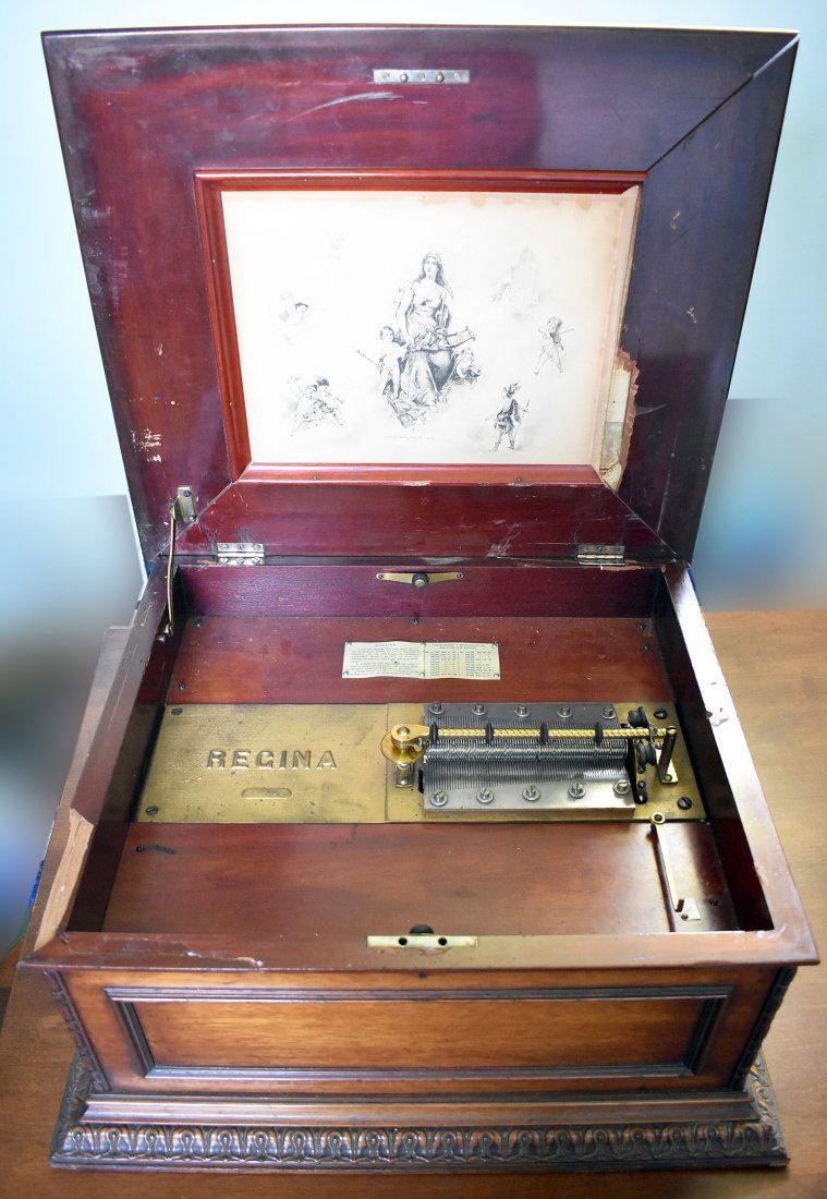 Regina Double-comb Disc Music Box (1 of 6)