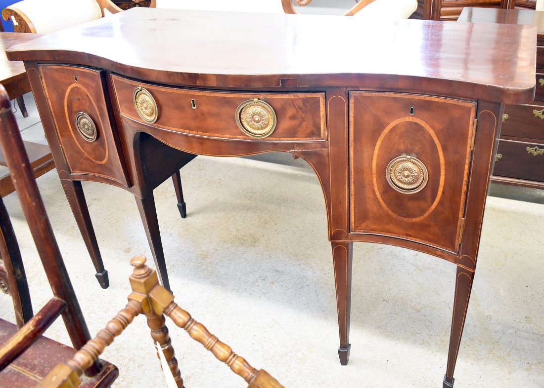 Georgian Mahogany Sideboard (1 of 5)