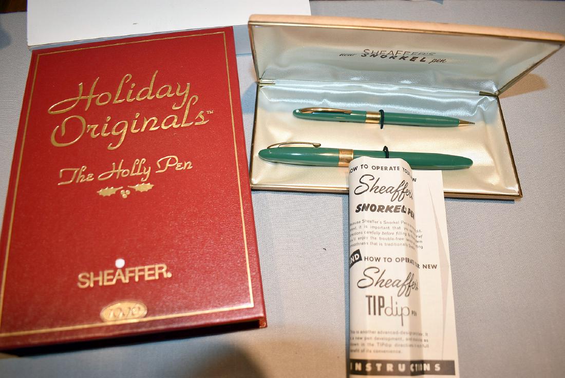 Sheaffer's Snorkel Set & 1996 Holly Fountain Pen (1 of 12)