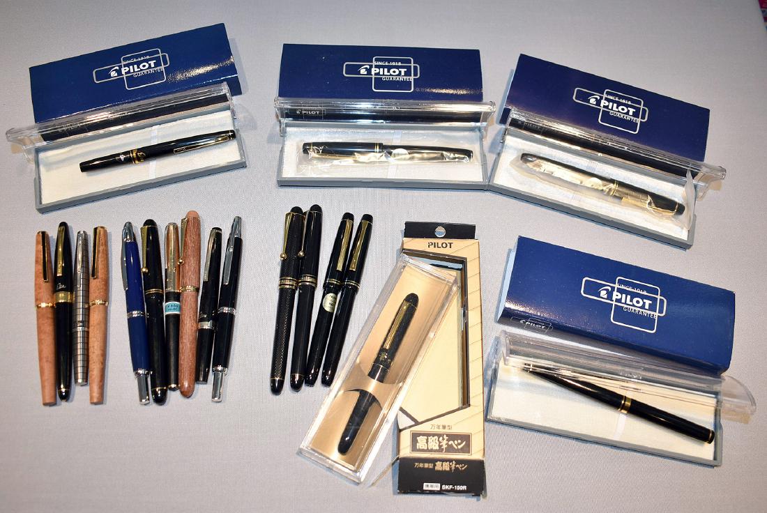 19 Pilot Pens (1 of 10)