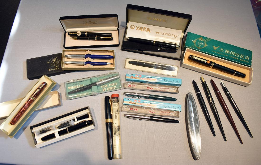 18 Fountain Pens and Pencils (1 of 12)