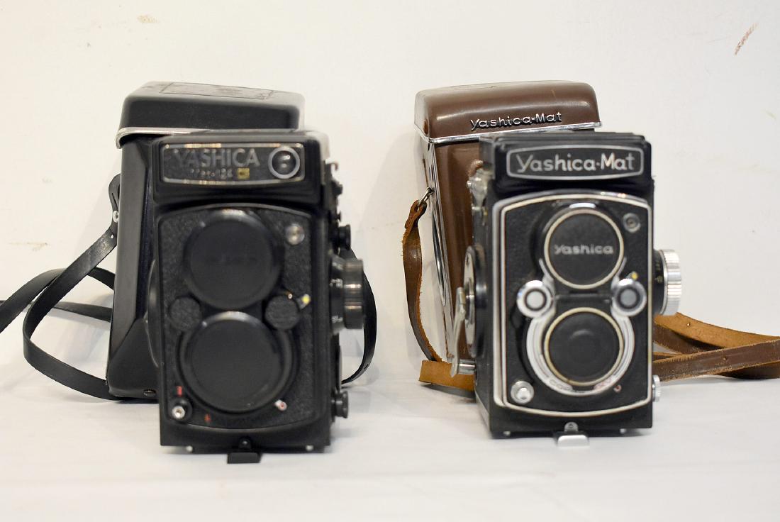 2 Yashica TLR Cameras (1 of 3)