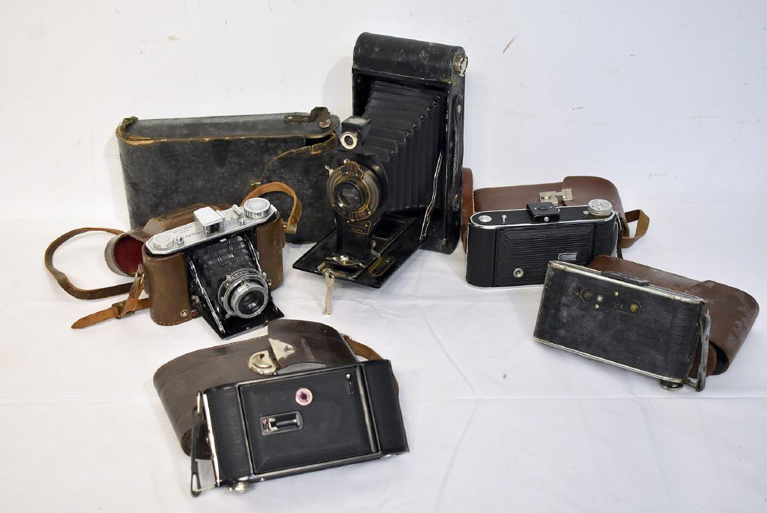 5 Cameras: Voigtlander, Rolfix, Kodak, etc. (1 of 3)