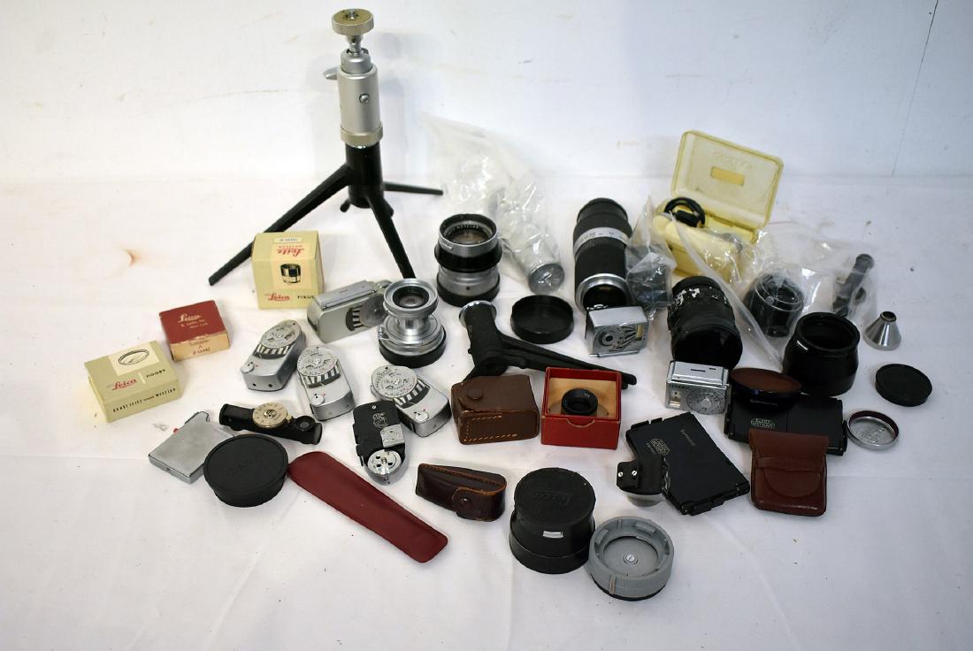 Assorted Ernst Leitz Wetzlar Accessories (1 of 4)