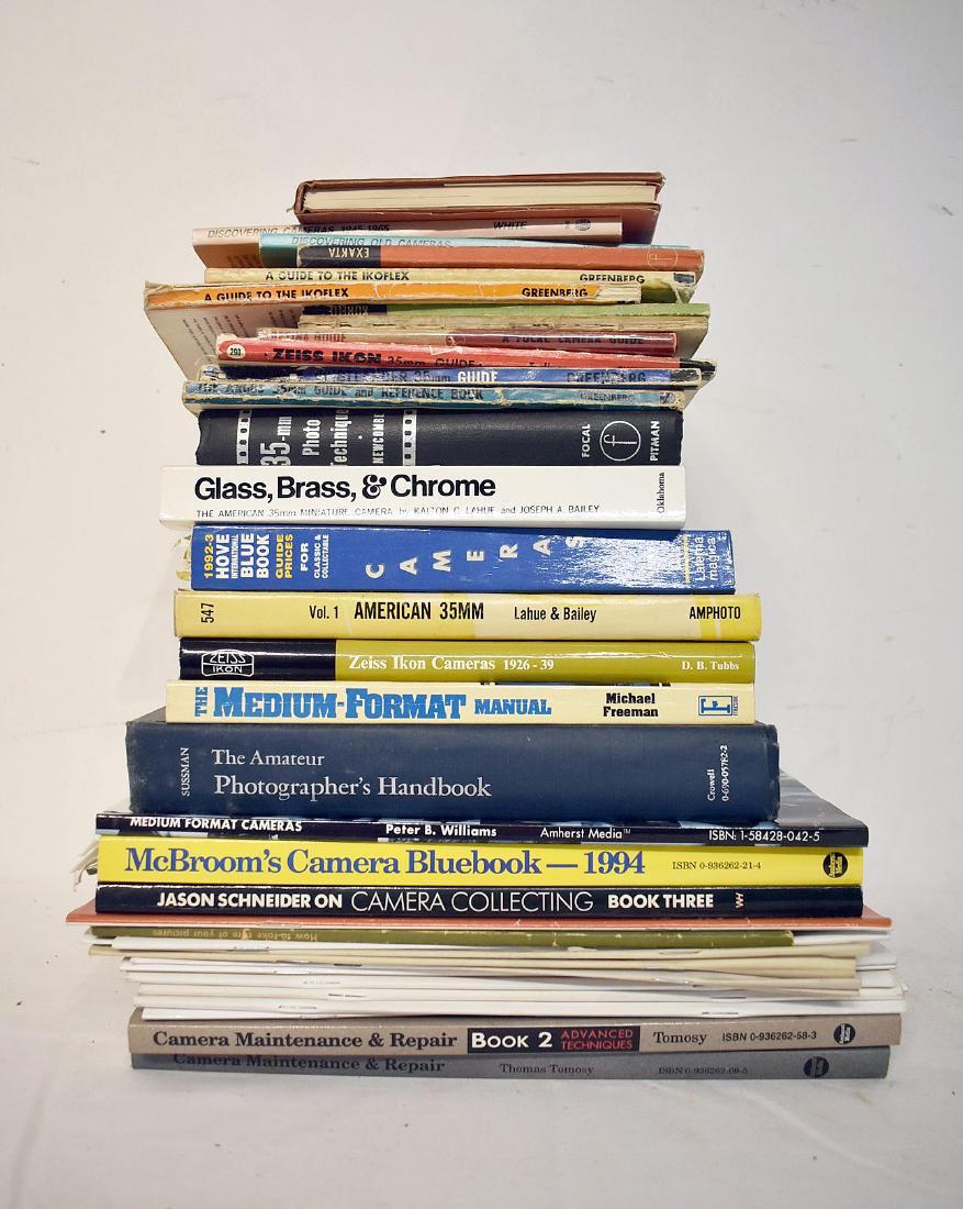 24 Camera-Related Books & 15 Magazines (1 of 2)