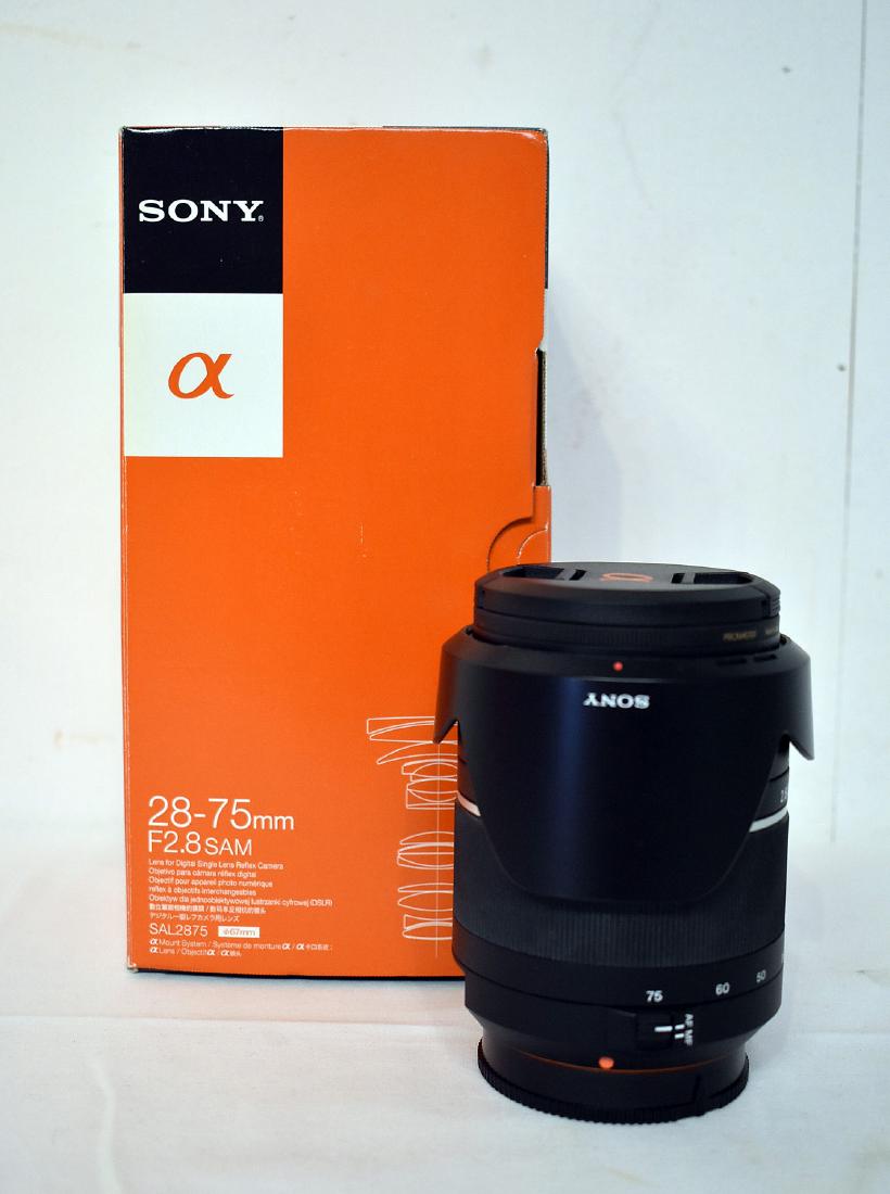 Sony Lens Model SAL2875 (1 of 3)