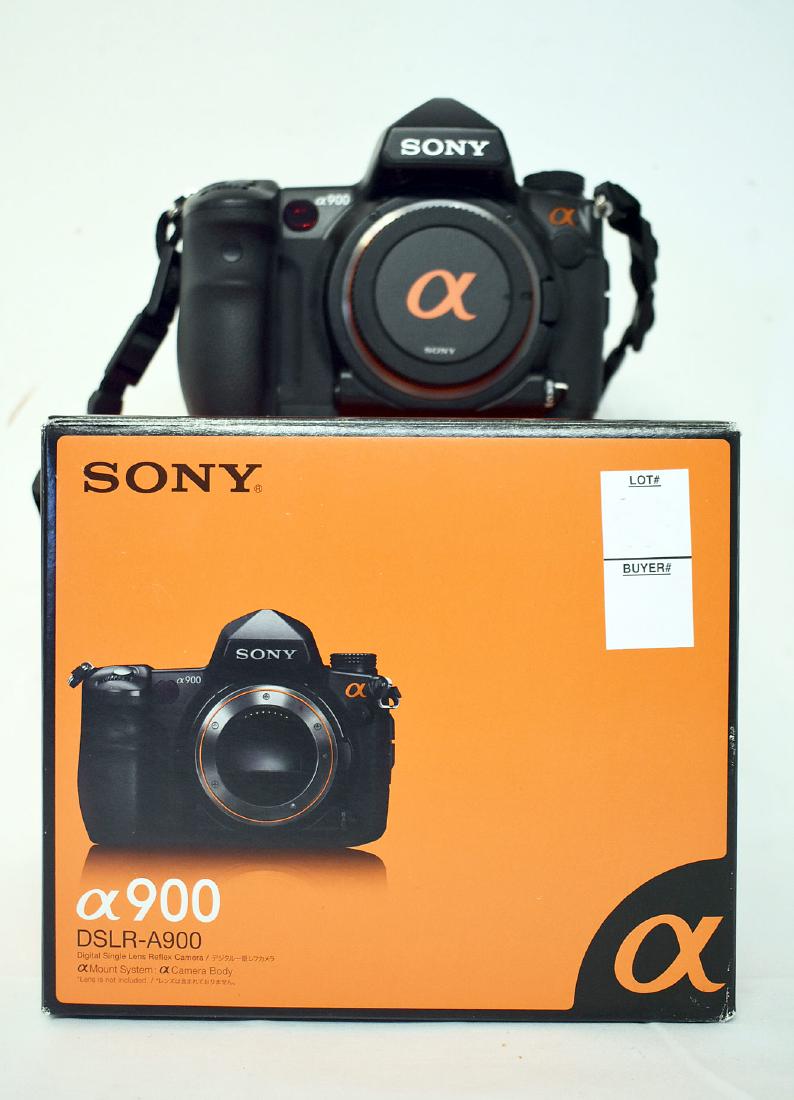 Sony Alpha DSLR-A900 Camera (1 of 2)