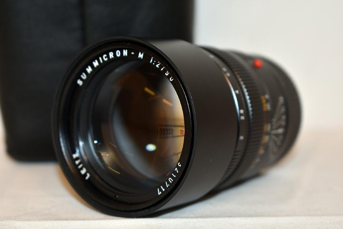 Leica Lens Summicron-M 1:2/90 (1 of 3)