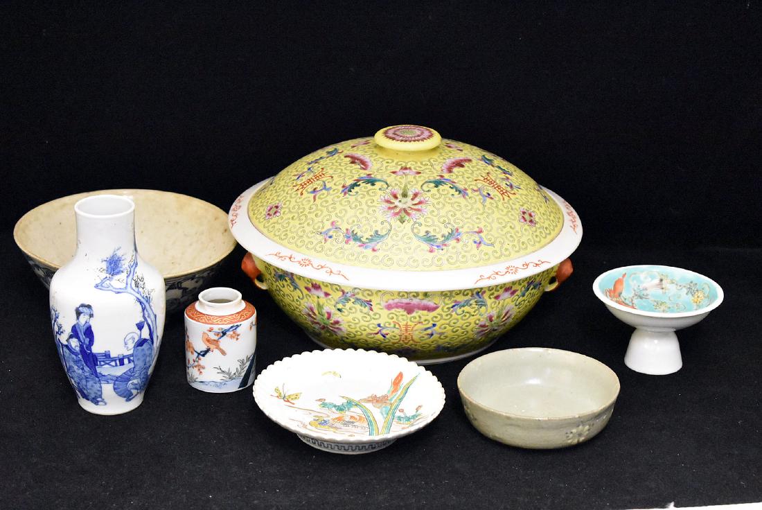 Seven-Piece Chinese Porcelain Grouping (1 of 3)
