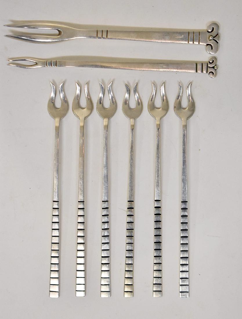 Eight Modernist Sterling Seafood Forks (1 of 3)