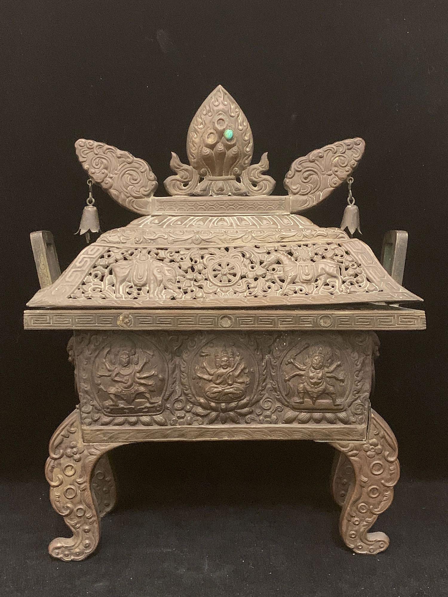 Chinese Censer with Cover (1 of 6)