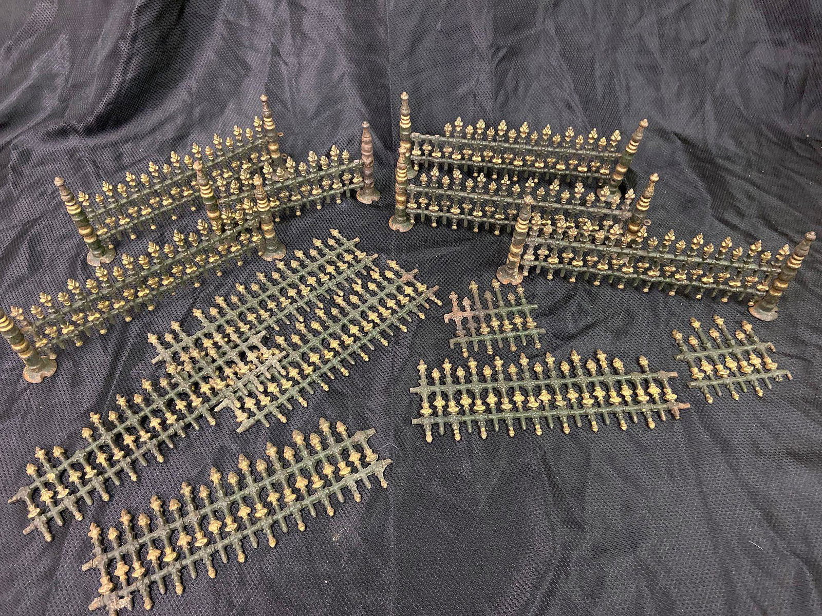 Victorian Cast Iron Christmas Tree Fence (1 of 1)