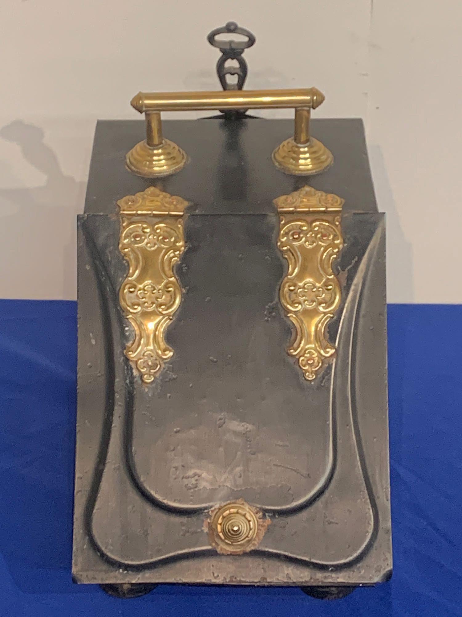 Victorian Tole and Brass Coal Scuttle (1 of 4)