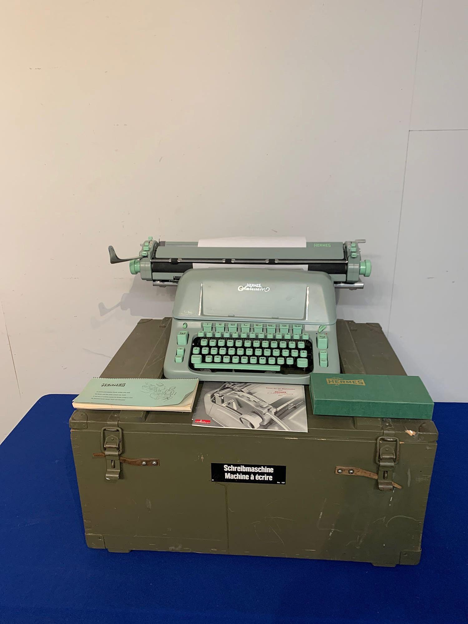 Hermes Ambassador Typewriter (1 of 13)