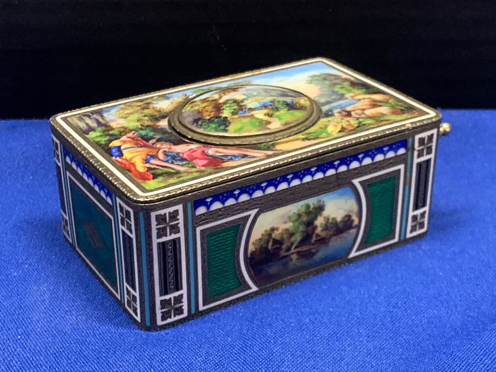 Continental Enameled Mechanical Bird Music Box (1 of 9)