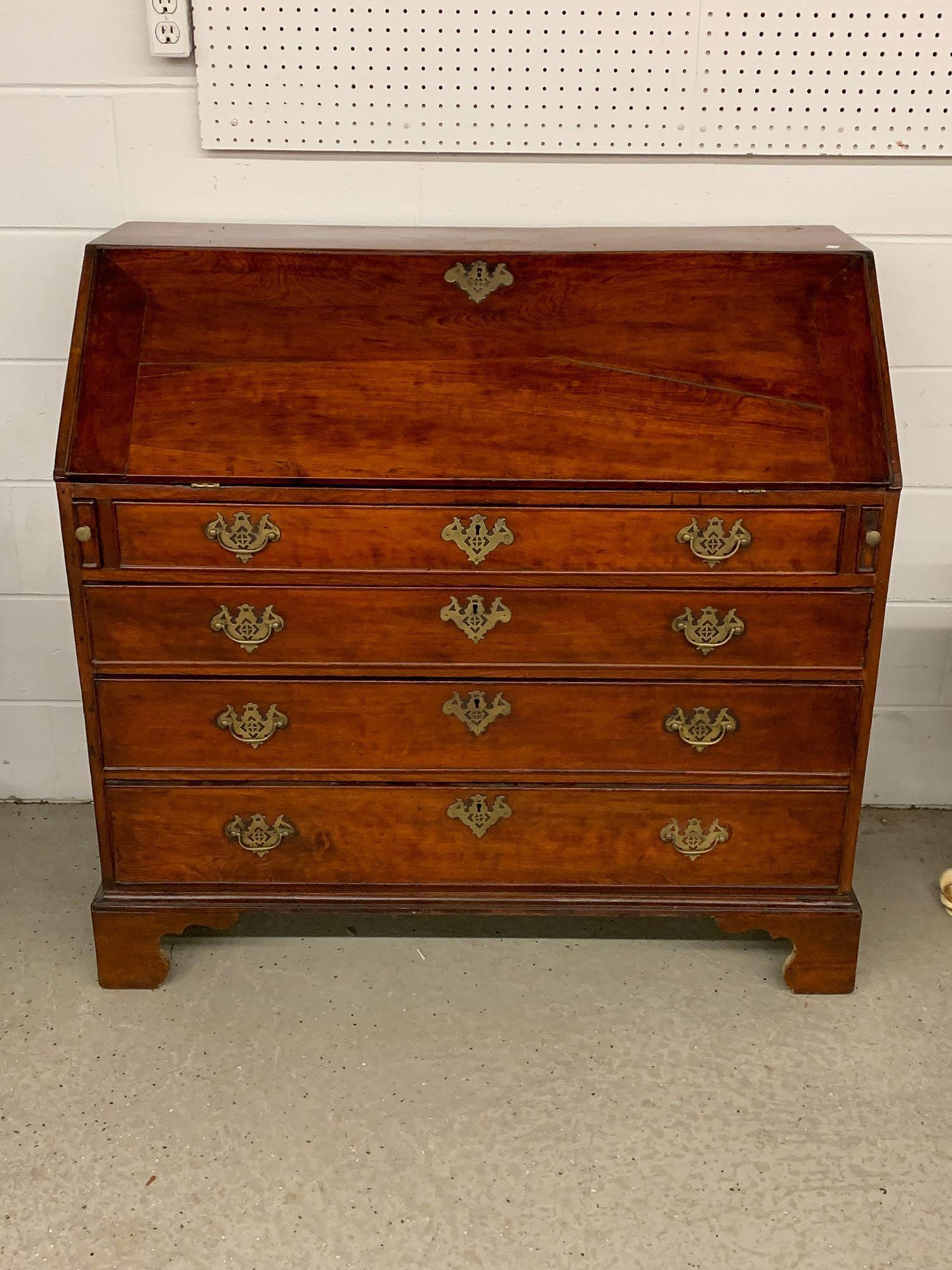 Chippendale Period Cherry Slant-lid Desk (1 of 7)