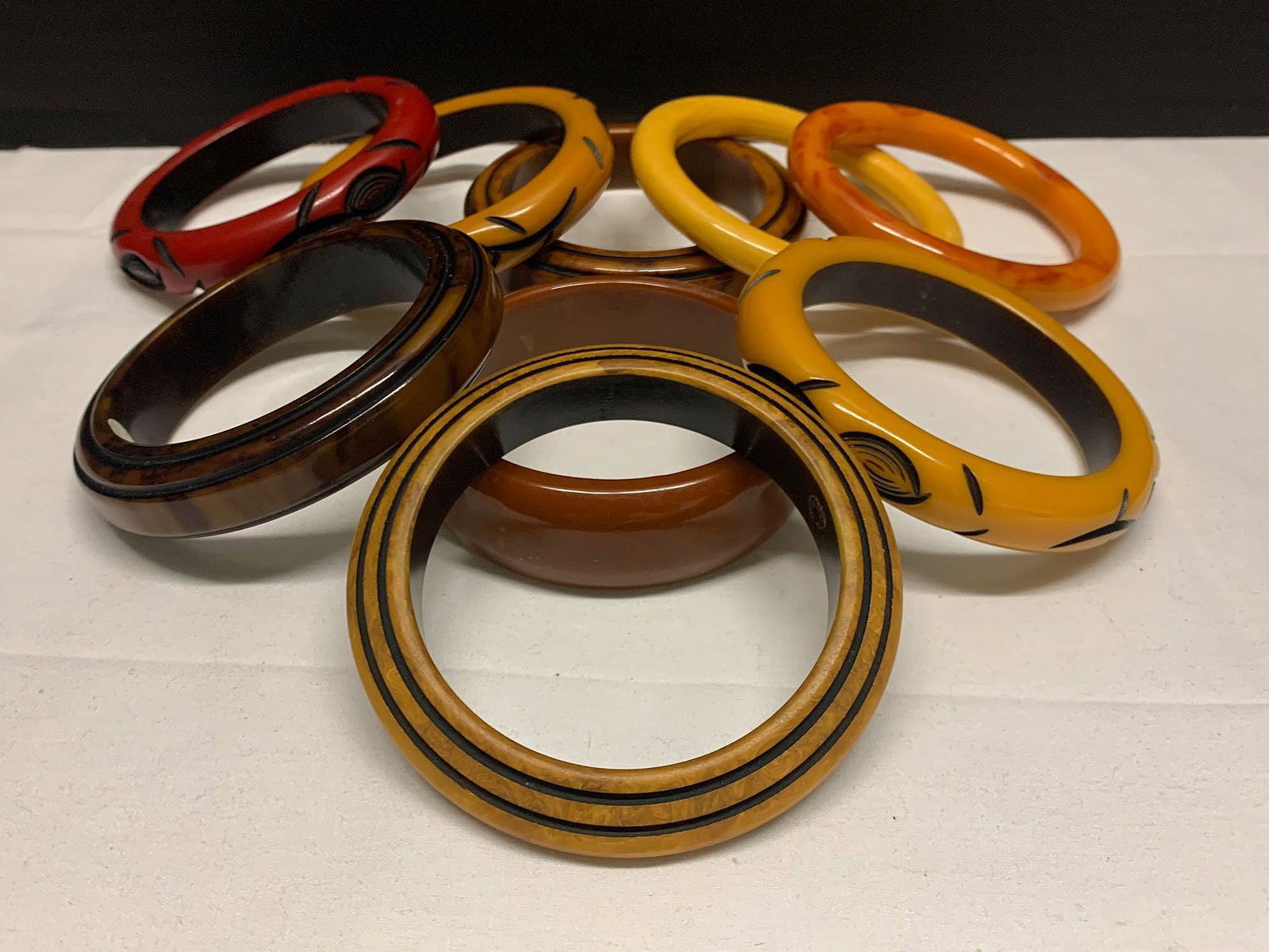 Nine Bakelite Bangle Bracelets (1 of 4)