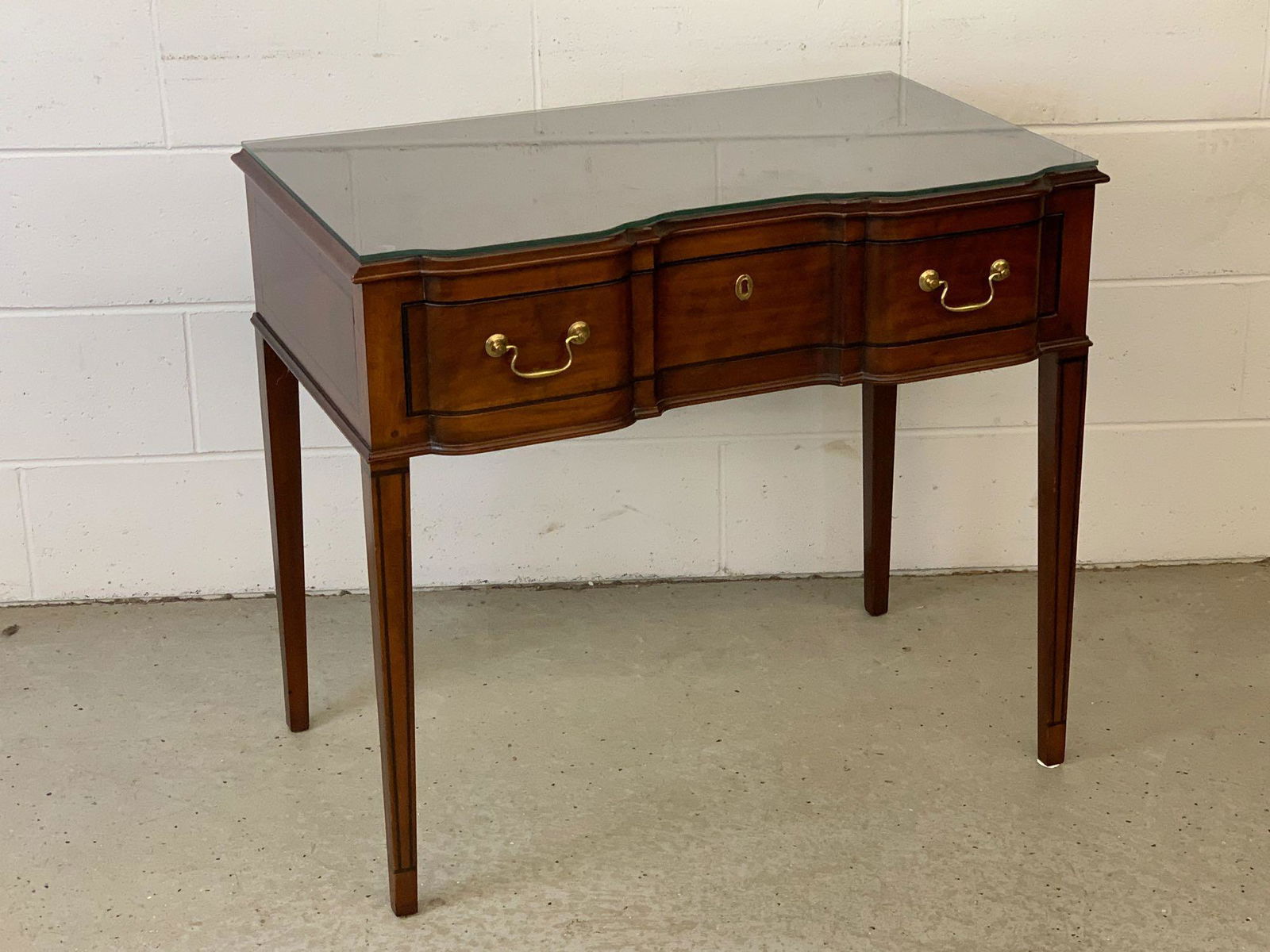 Kindel Winterthur Reprod. Mahogany Dressing Table (1 of 5)