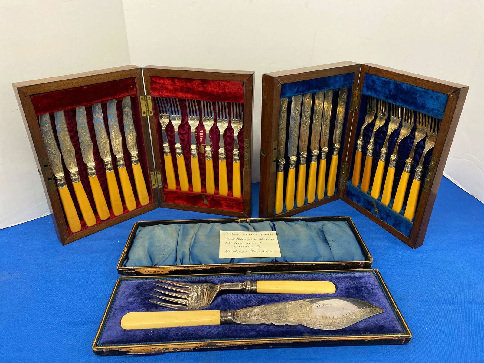 Sheffield Flatware Grouping in Fitted Cases (1 of 10)