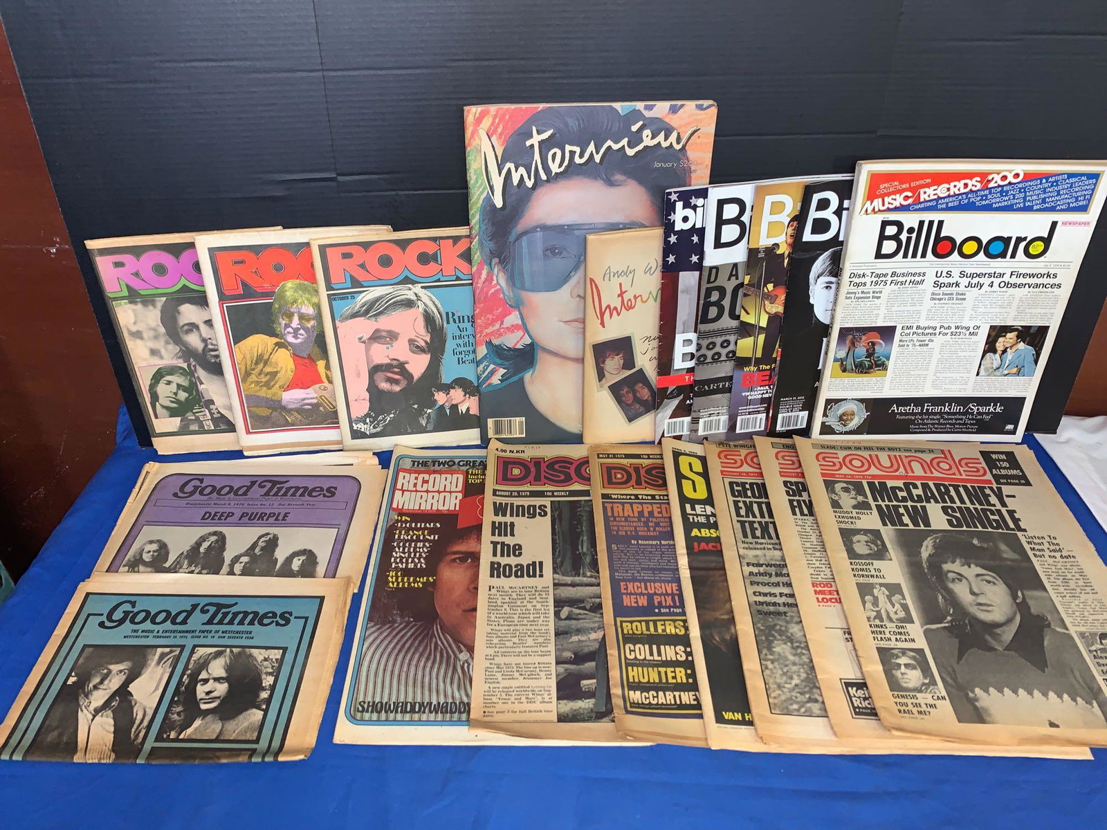 19 Magazines Featuring The Beatles: A lot of 19 Magazines featuring The Beatles, mostly music-related. Most of these issues are in very good condition, please check photos for titles and condition.