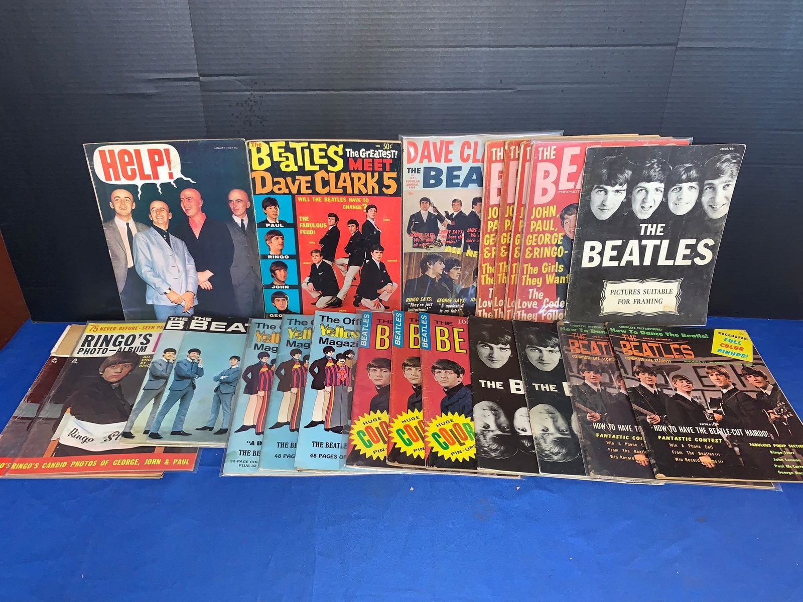 22 Vintage Beatles Magazines: A lot of 22 vintage Beatles magazines dating from 1964 to 1970. Please see photos for titles and additional details.