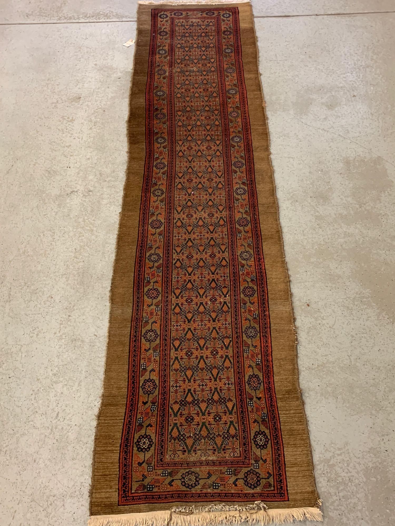 Persian Runner: 12ft 8in x 3ft 2in (1 of 6)