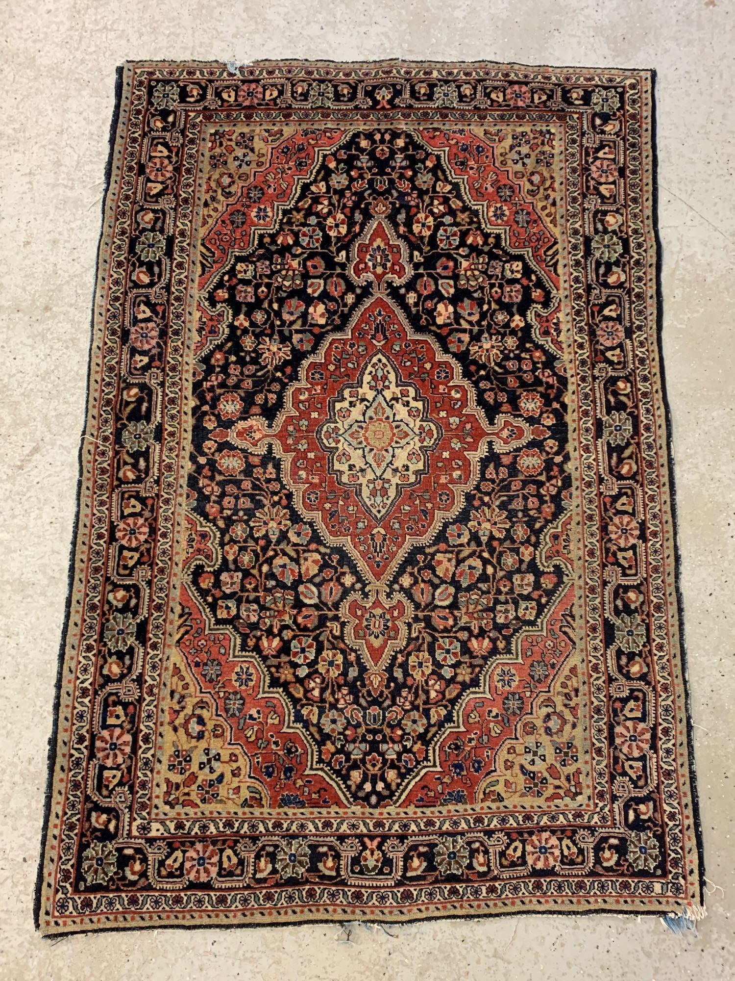 Persian Area Carpet: 5ft 2in x 3ft 5in (1 of 5)
