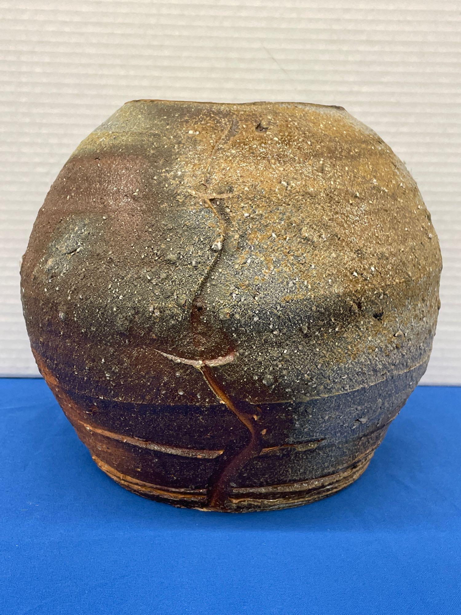Jeff Shapiro. Pottery Jar (1 of 4)