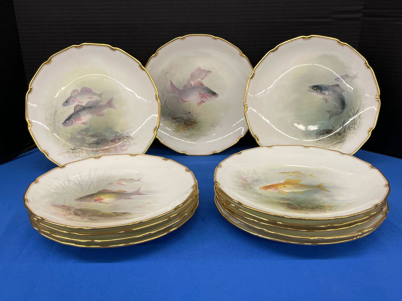 Set of Twelve Royal Doulton Fish Plates (1 of 6)