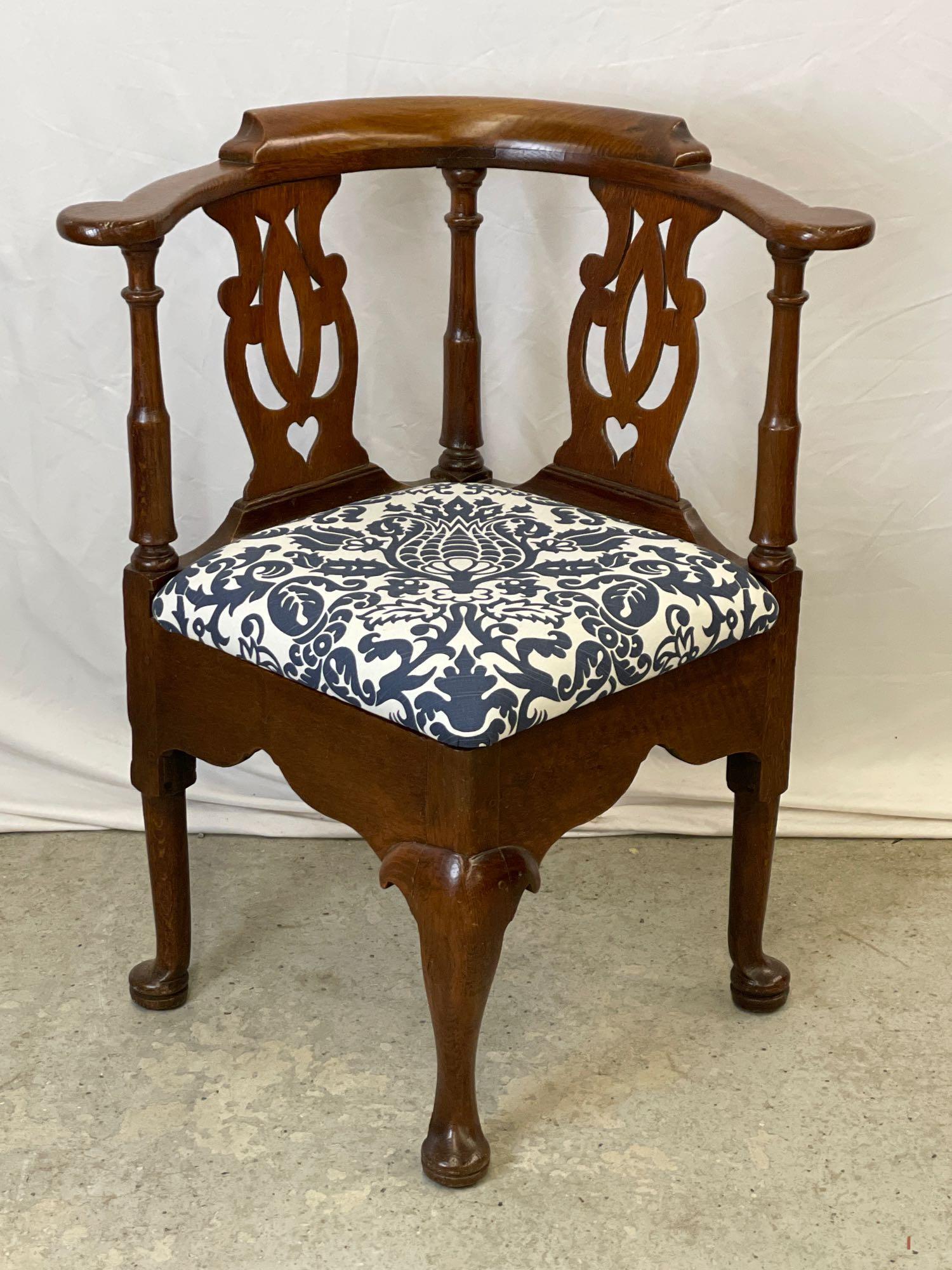 Georgian Corner Chair (1 of 6)