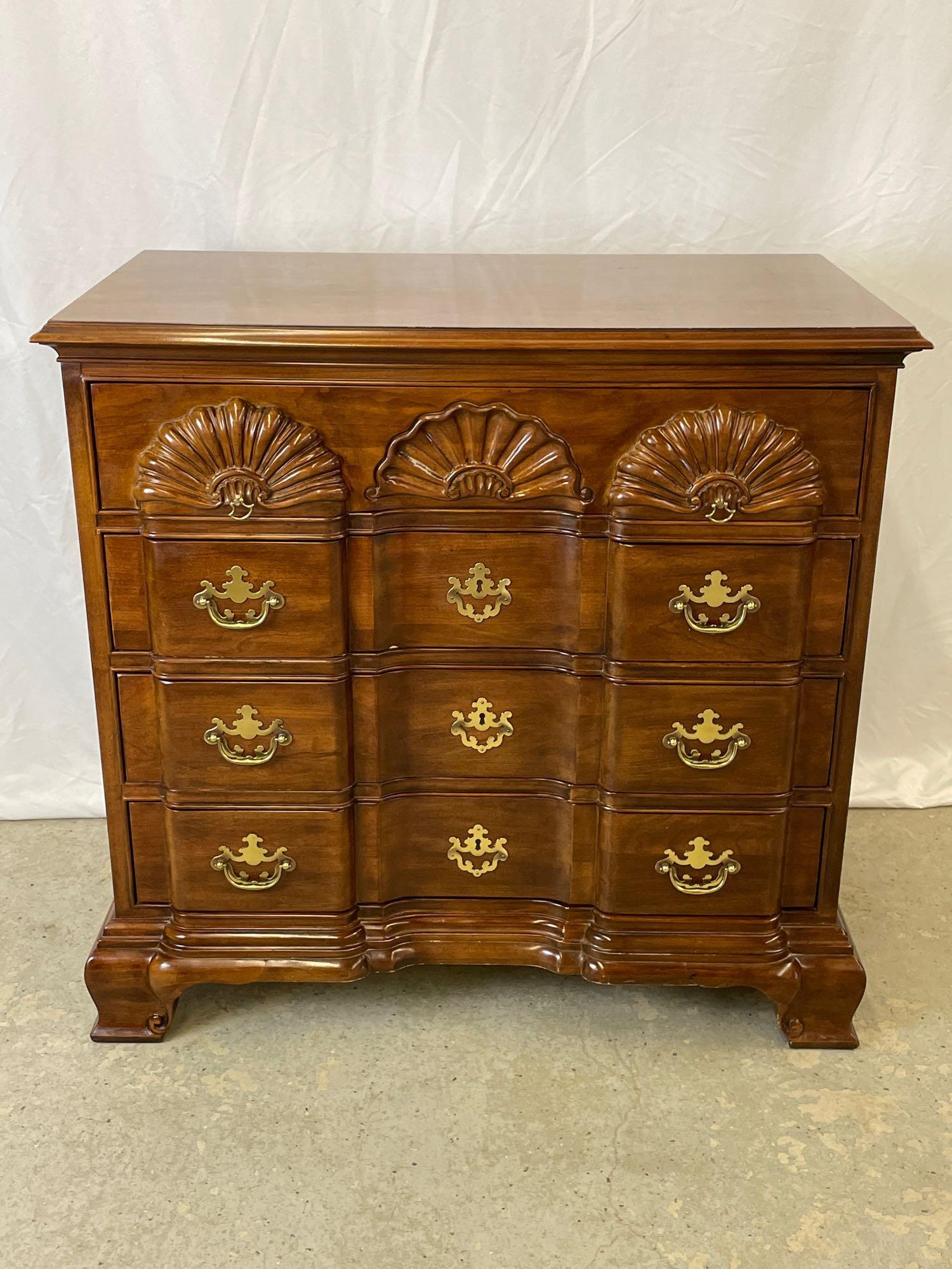 Drexel Mahogany Shell-carved Chest of Drawers (1 of 6)