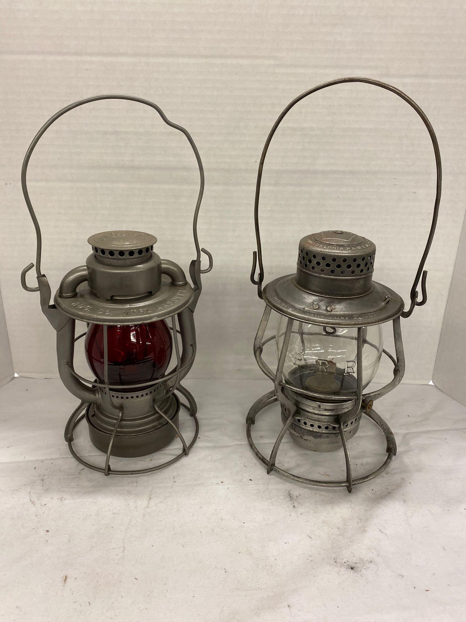 2 Reading & Pennsylvania RR Lanterns (1 of 11)