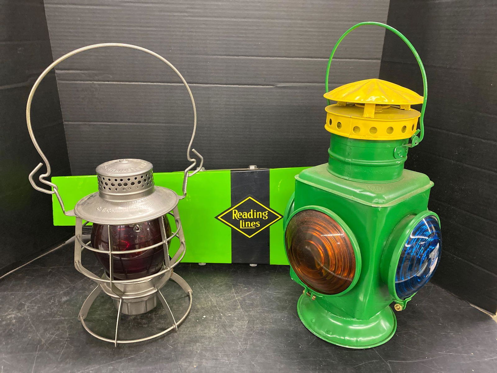 2 Lanterns and Signal Arm (1 of 10)