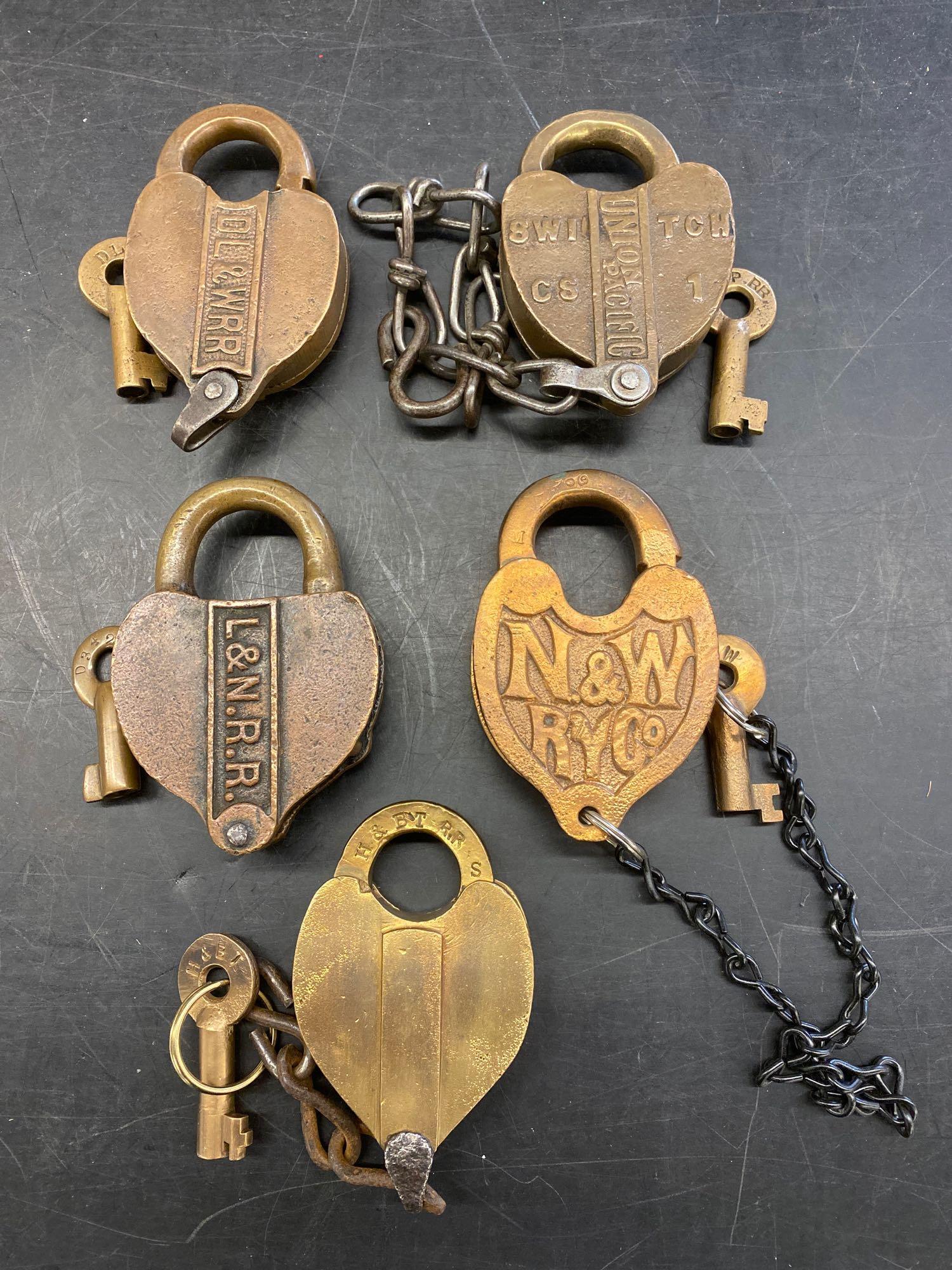 5 Railroad Locks with Keys (1 of 7)