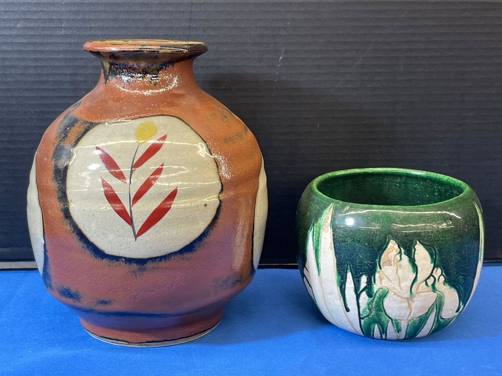 Two Japanese Pottery Vases (1 of 8)