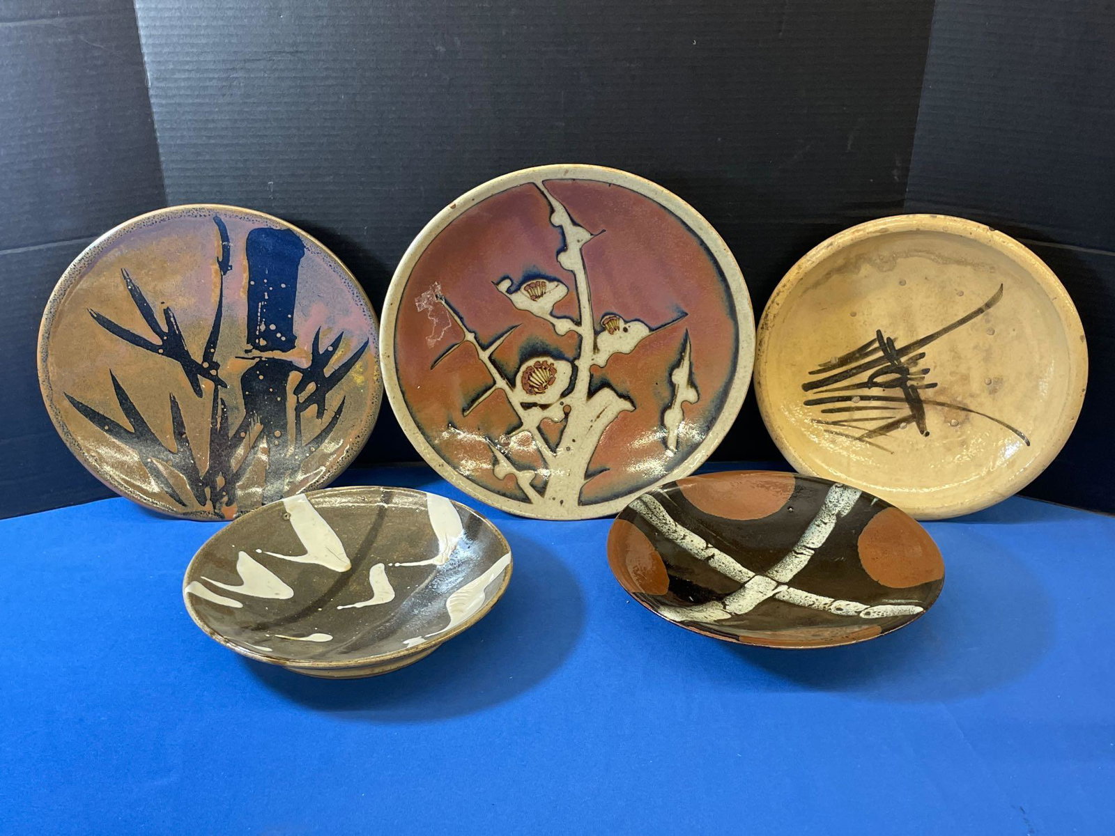 Five Japanese Studio Pottery Plates (1 of 6)