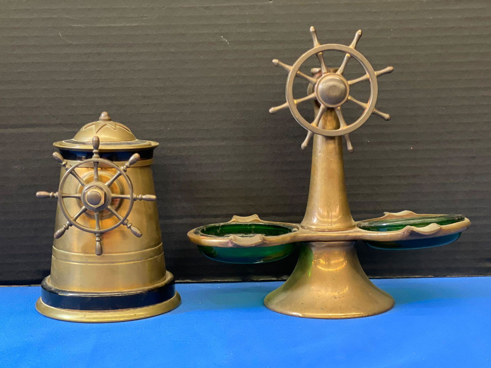 Ship's Wheel Cigar Cutter & Cigarette Dispenser (1 of 6)